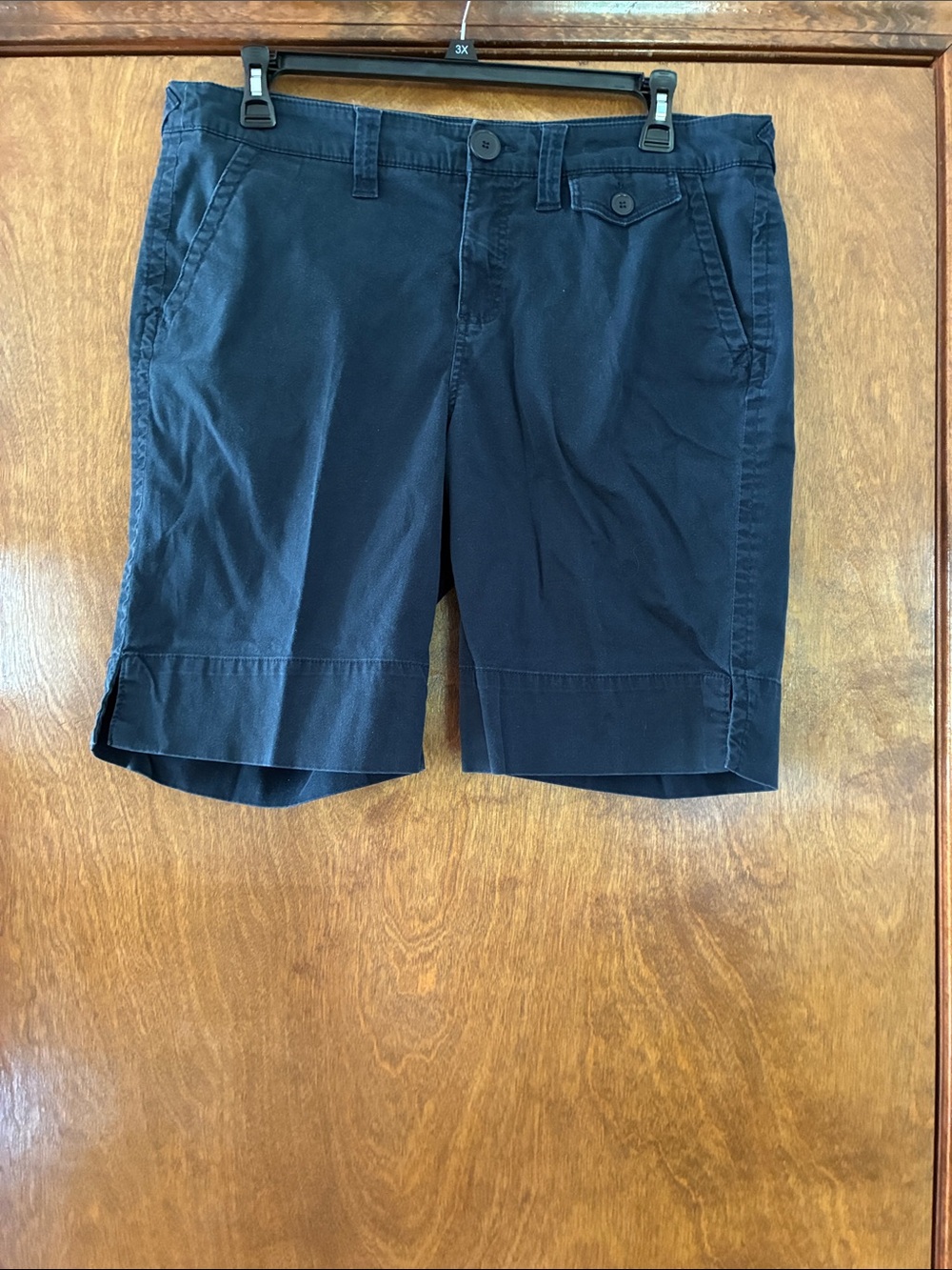 Women’s Navy Bermuda Shorts - Classic Mid-Rise Cotton Blend Size 16